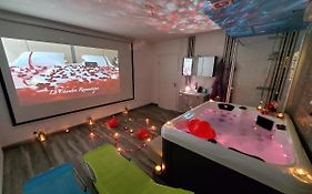 Le Lovelyhome Au Centre Ville Avec Spa Jacuzzi Et Sauna Proche Gare Et Parking Gratuit